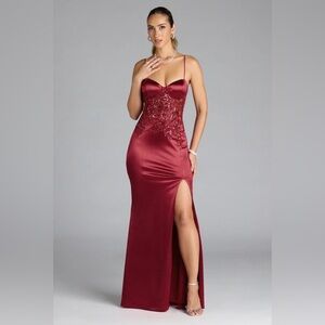 Windsor Felicia Beaded Sequin Slit Satin Formal Dress Wine Party Cocktail Large